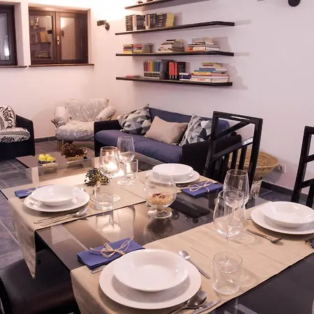 La Sugherosa Villa *